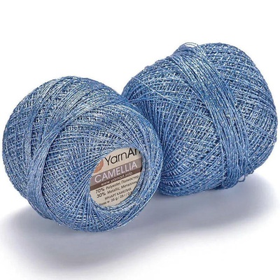 Пряжа Yarnart Camellia 50г/450м (91% полиэстер, 9% металлик), св. голубой c серебряным 417