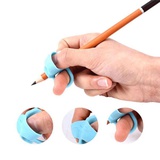 Насадка-держатель анатомическая deVENTE. Ring, с кольцами для 2-х пальцев, для карандаша и ручки, силиконовая, цвета ассорти, индивид. упак., 8070001