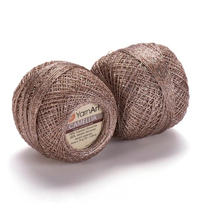 Пряжа Yarnart Camellia 50г/450м (91% полиэстер, 9% металлик), св. бежевый c серебряным 418