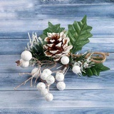 Декоративная веточка "Зимнее чудо", шишка белые ягоды, 24 см 